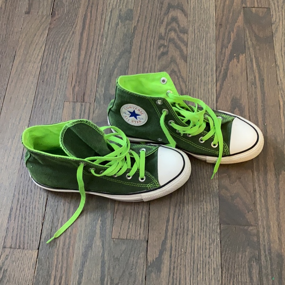 Converse All Star size 8 high top